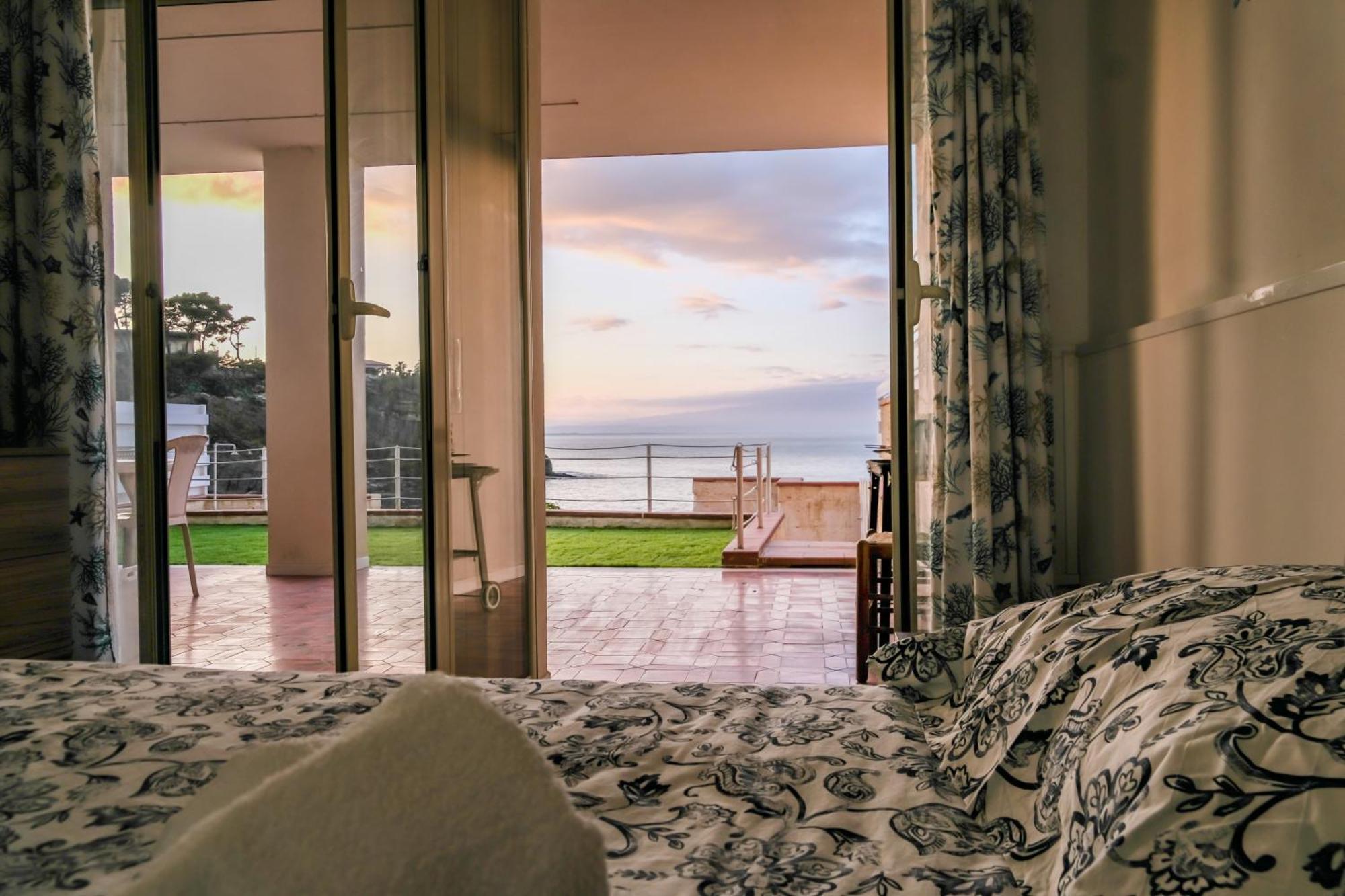 Villa La Vista - Baia Del Gambero Аугуста Экстерьер фото