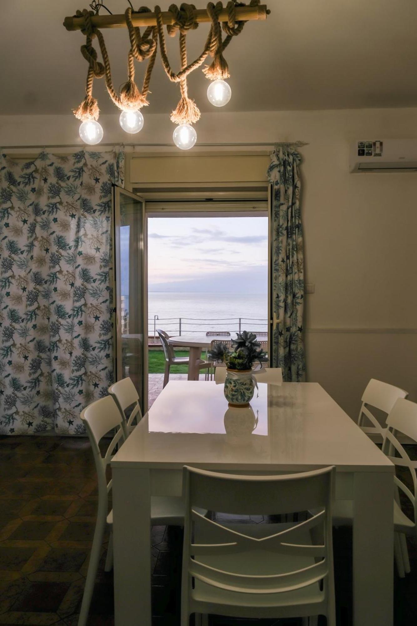 Villa La Vista - Baia Del Gambero Аугуста Экстерьер фото